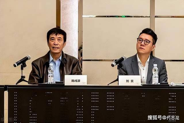 罗马诺写道：那不勒斯已经和奥斯梅恩谈妥一份新合同，有效至2026年6月。